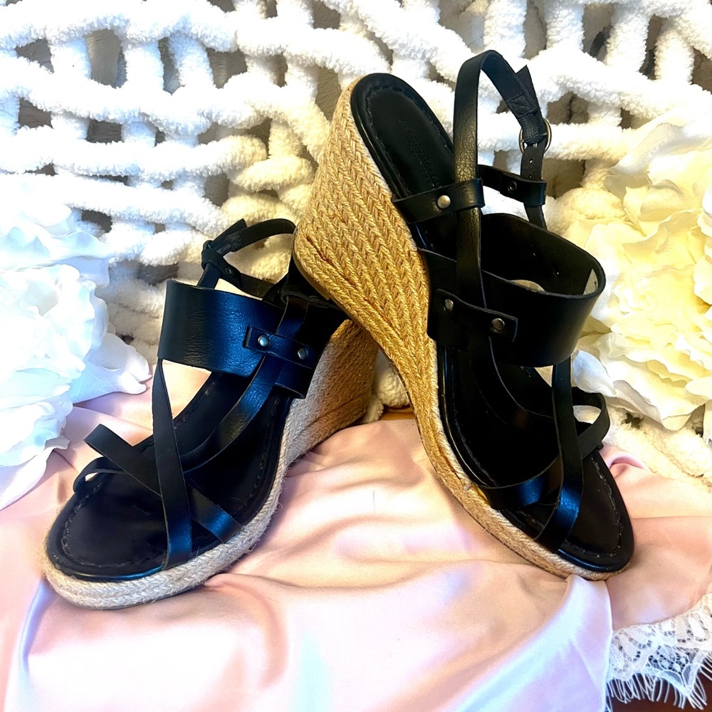 American Eagle Outfitters Size 11 Black Wedges